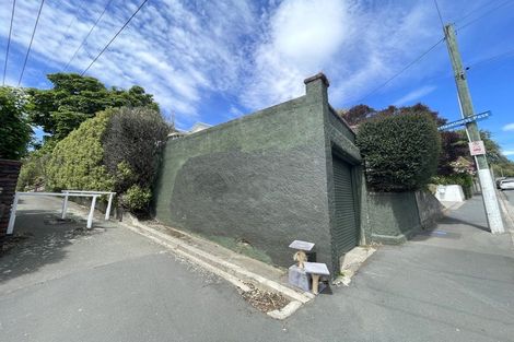 Photo of property in 82 Hazelhurst Pass, Caversham, Dunedin, 9012