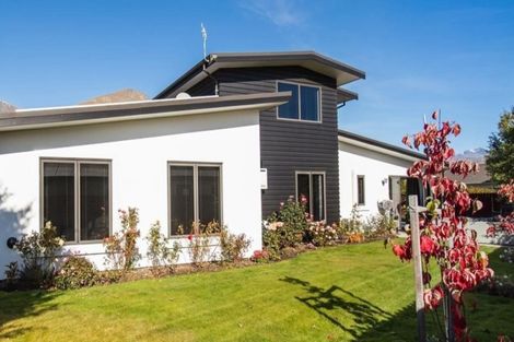 Photo of property in 3 Erskine Street, Lake Hayes, Queenstown, 9304
