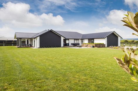 Photo of property in 65 Hartwell Drive, Kelvin Grove, Palmerston North, 4470