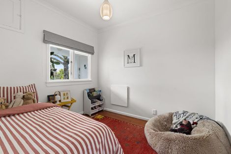 Photo of property in 12 Chambers Street, Havelock North, 4130
