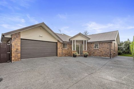 Photo of property in 8 Elm Drive, Rangiora, 7400