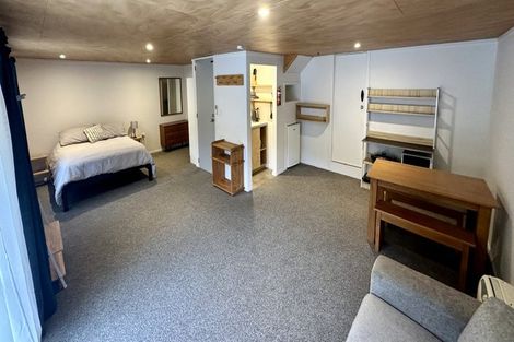 Photo of property in 4 Heathvale Place, Heathcote Valley, Christchurch, 8022