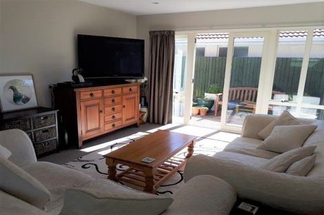 Photo of property in 4/71 Elizabeth Street, Riccarton, Christchurch, 8041
