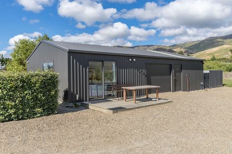 Photo of property in 138 Hall Road, Bannockburn, Cromwell, 9384