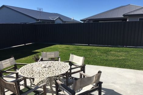Photo of property in 10 Manganui Place, Te Awa, Napier, 4110