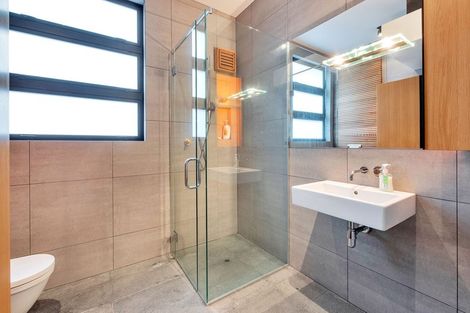 Photo of property in 51 Pacific Parade, Army Bay, Whangaparaoa, 0930