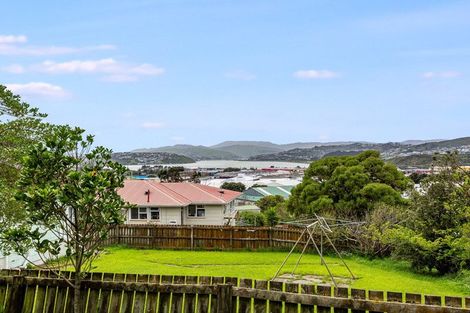 Photo of property in 17 Aparangi Crescent, Elsdon, Porirua, 5022