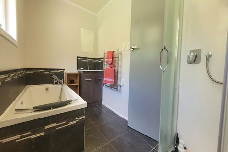 Photo of property in 12 Taupo Crescent, Plimmerton, Porirua, 5026