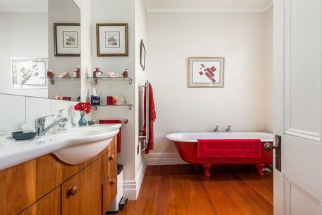 Photo of property in 25 Kowhai Street, Mount Eden, Auckland, 1024