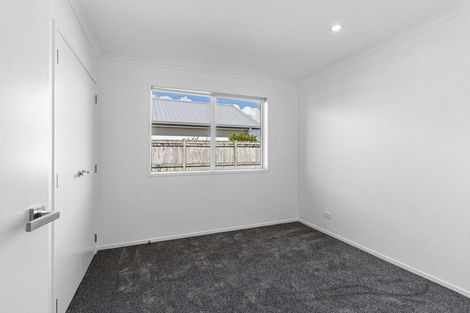 Photo of property in 10 Wentworth Lane, Waiwhakaiho, New Plymouth, 4312
