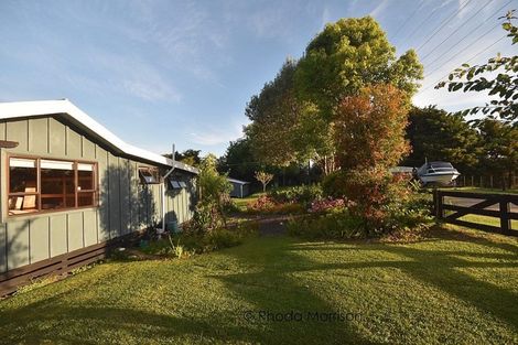 Photo of property in 43 Pahi Road, Paparoa, 0571