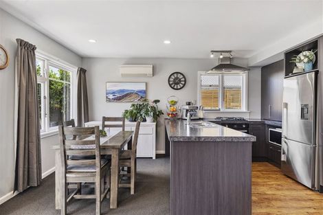 Photo of property in 8 Mappleton Avenue, Burnside, Christchurch, 8053