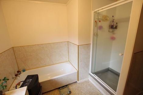 Photo of property in 6/66 Rathgar Road, Henderson, Auckland, 0610