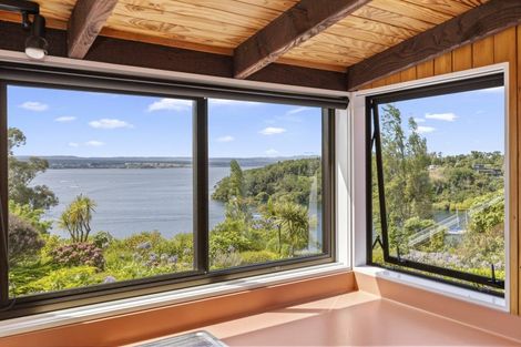 Photo of property in 892 Acacia Bay Road, Acacia Bay, Taupo, 3330