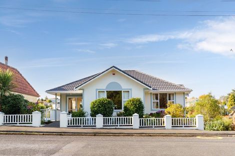 Photo of property in 242 Helensburgh Road, Helensburgh, Dunedin, 9010