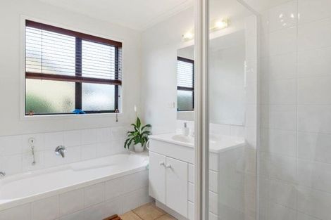 Photo of property in 99 Rototuna Road, Rototuna, Hamilton, 3210