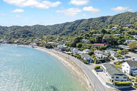 Photo of property in 1a Gill Road, Lowry Bay, Lower Hutt, 5013