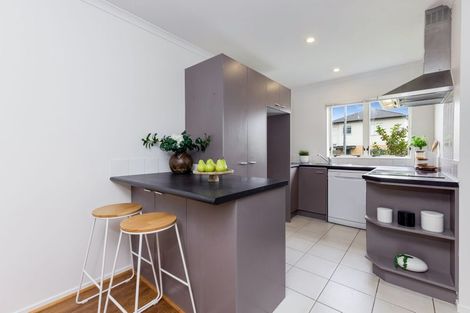 Photo of property in 20 Brashier Circle, Sunnyvale, Auckland, 0612