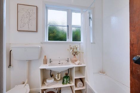 Photo of property in 24 Plunket Terrace, Hamilton East, Hamilton, 3216