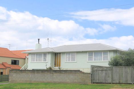 Photo of property in 35 Tawa Street, Mount Maunganui, 3116