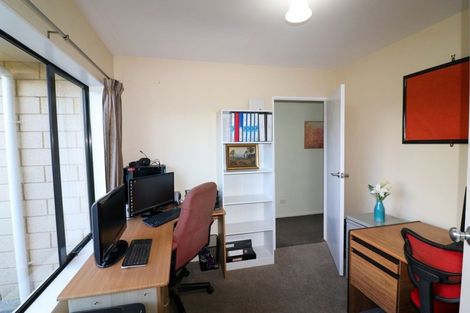 Photo of property in 75 Adelaide Road, Dannevirke, 4978