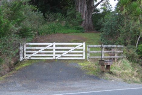 Photo of property in 5 Frost Road, Leigh, 0985