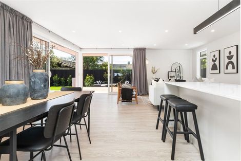 Photo of property in 112 Hamilton Avenue, Ilam, Christchurch, 8041