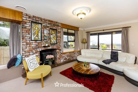 Photo of property in 1 Hobbit Lane, Pinehaven, Upper Hutt, 5371