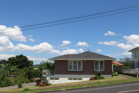 Photo of property in 323 West Tamaki Road, Wai O Taiki Bay, Auckland, 1072