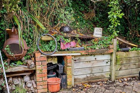 Photo of property in 115 Jamaica Drive, Grenada North, Wellington, 5028