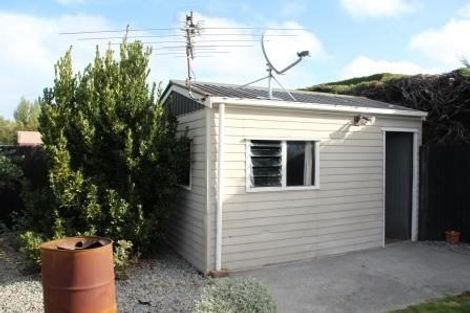Photo of property in 110 Palmers Road, New Brighton, Christchurch, 8083