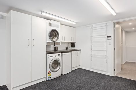 Photo of property in 51 Mcdowell Crescent, Hillcrest, Auckland, 0627