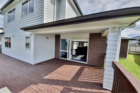 Photo of property in 87 Keri Vista Rise, Papakura, 2110