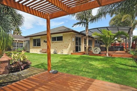 Photo of property in 43 Blackwood Drive, Wattle Downs, Auckland, 2103