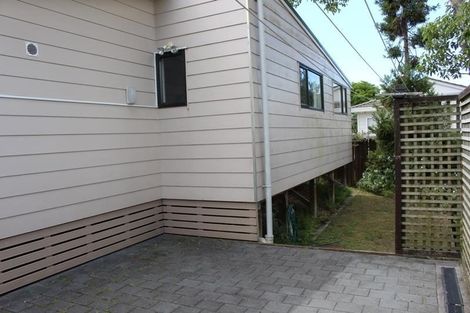 Photo of property in 53 Triangle Road, Massey, Auckland, 0614