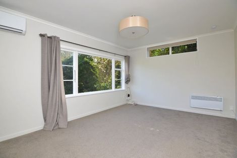 Photo of property in 35 Seaview Terrace, Northland, Wellington, 6012