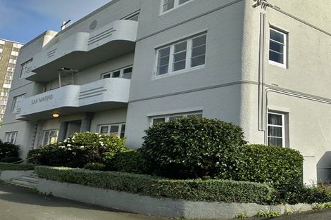 Photo of property in San Marino Apartments, 4/4 Oak Park Avenue, Te Aro, Wellington, 6011