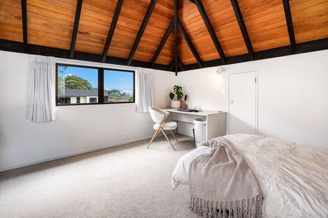 Photo of property in 15 Mercury Way, Whitby, Porirua, 5024