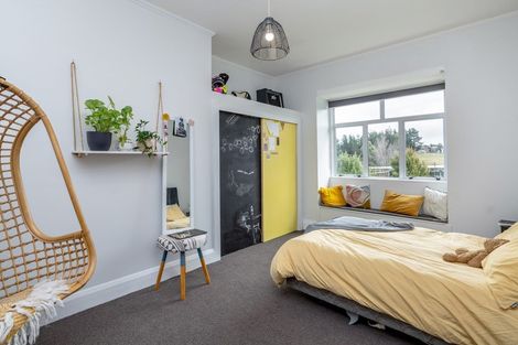 Photo of property in 133 Adelaide Road, Dannevirke, 4930