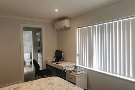 Photo of property in 15 Derwent Place, Flagstaff, Hamilton, 3210