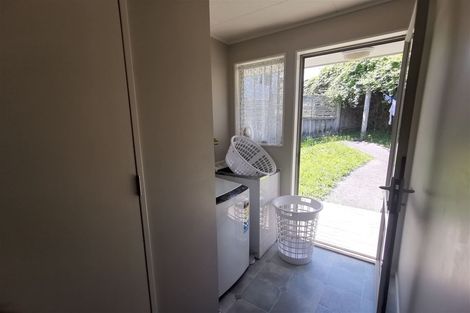 Photo of property in 48 Candia Road, Swanson, Auckland, 0614
