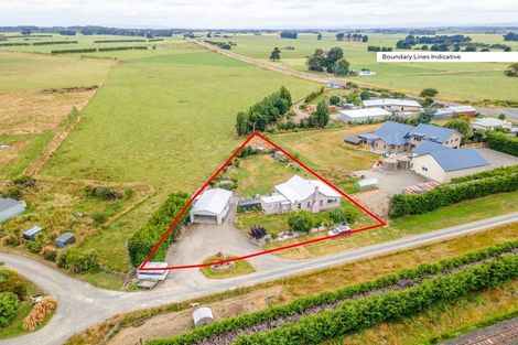 Photo of property in 10 Whitelaw Road, Waianiwa, Invercargill, 9874