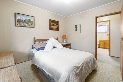 Photo of property in 8 Henare Street, West End, Palmerston North, 4412