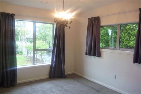 Photo of property in 2 Plynlimon Road, Fendalton, Christchurch, 8052