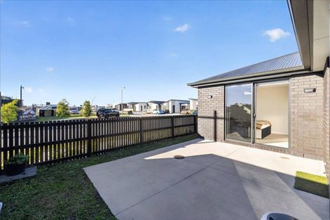 Photo of property in 2 Wharangi Lane, Papamoa, 3118