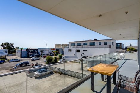 Photo of property in 138 Molesworth Street, New Plymouth, 4312