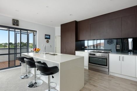 Photo of property in 16 Sterling Gate Drive, Bethlehem, Tauranga, 3110