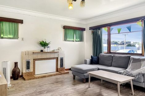 Photo of property in 215 Lytton Road, Elgin, Gisborne, 4010