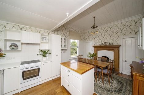 Photo of property in 22 Disraeli Street, Hawera, 4610