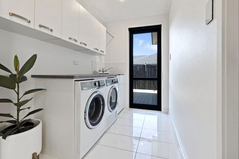 Photo of property in 300 Harbourside Drive, Karaka, Papakura, 2113